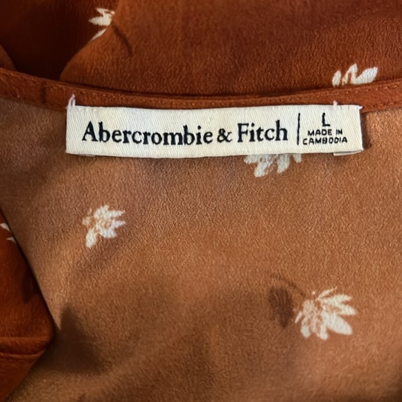 ABERCROMBIE & FITCH- Elegant Rust Floral 🌻 Women's Top - Picture 2 of 9